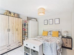 Bedroom- click for photo gallery